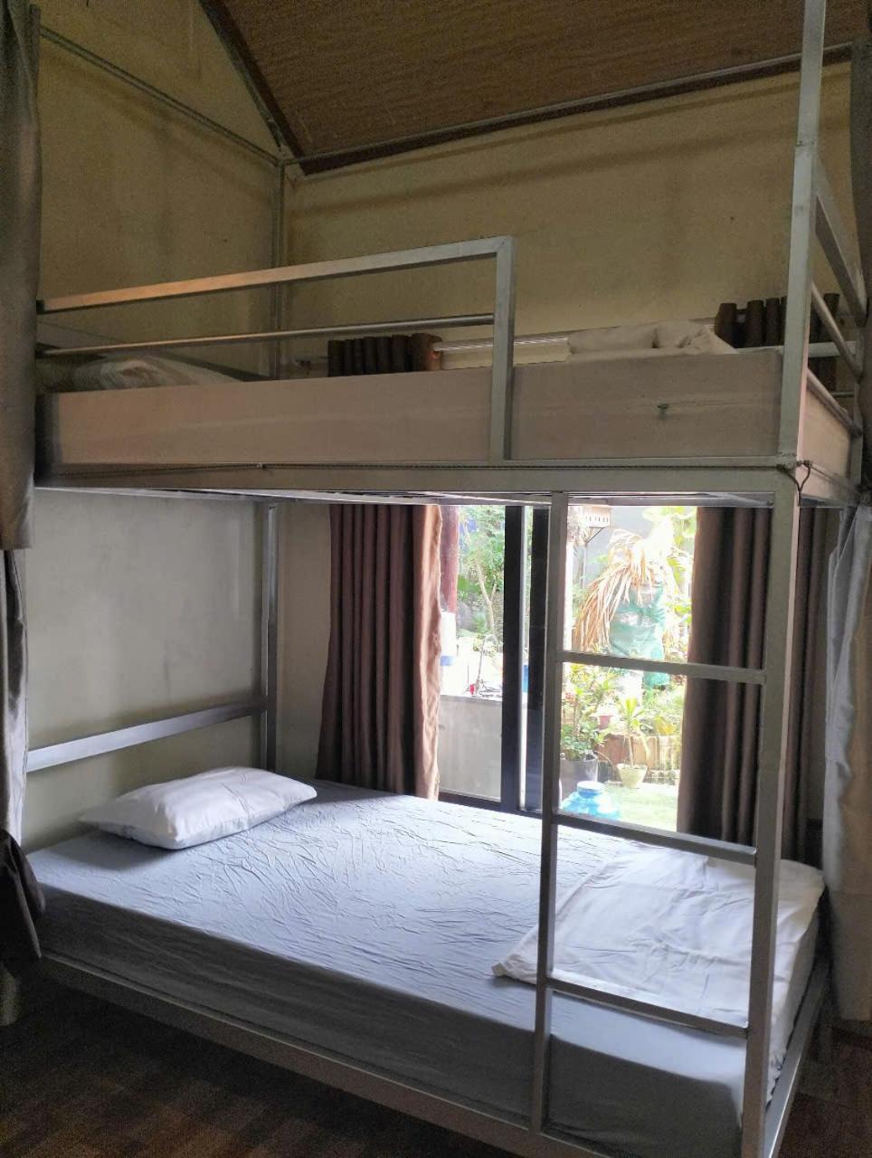 Highway 20 Homestay Фонгня Екстер'єр фото
