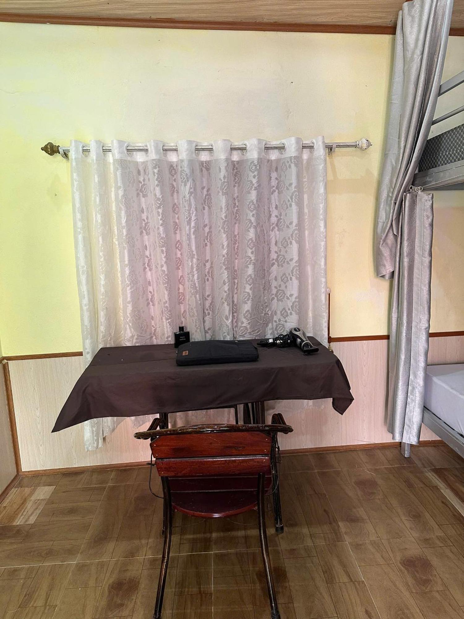 Highway 20 Homestay Фонгня Екстер'єр фото