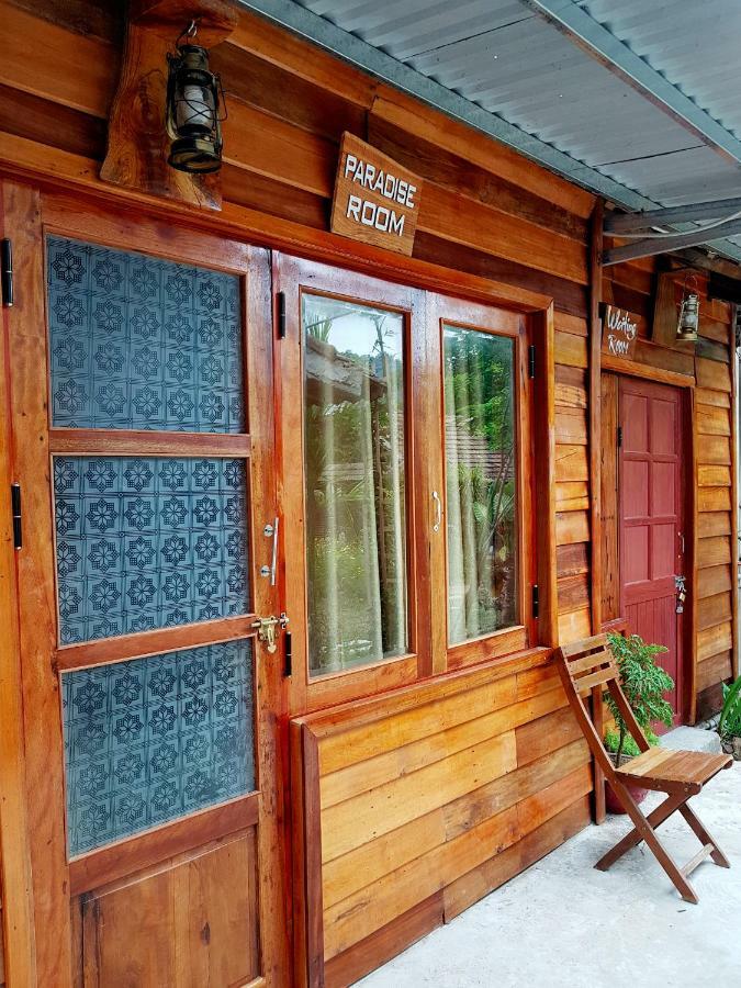 Highway 20 Homestay Фонгня Екстер'єр фото